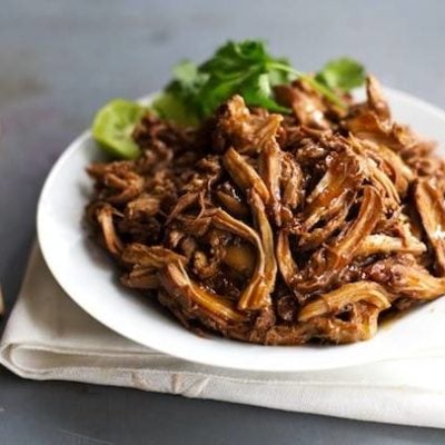 Honey Glazed Crockpot Chicken Adobo - simple pantry ingredients, hardly any hands-on time, 200 calories. | https://discovery-lab.info